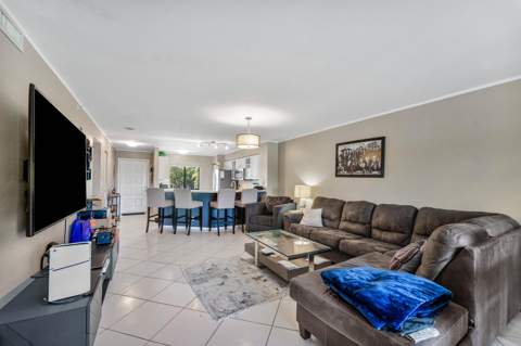 2205 S Cypress Bend Drive #302, Pompano Beach FL - photo 11 of 23