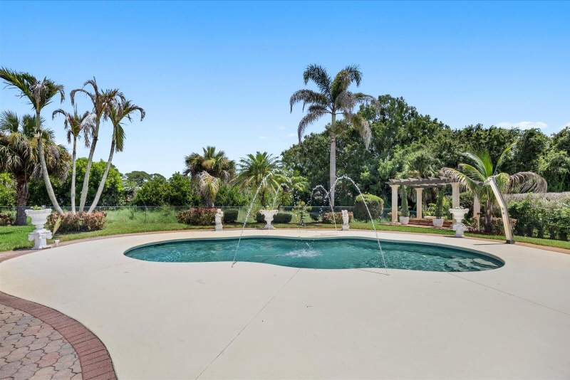 3 bedroom Single Family Residence at 1819 SE Elrose Street, South Port St Lucie Unit 8, Port St. Lucie — photo 4