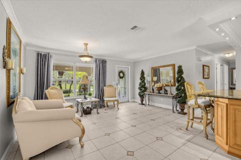 1819 SE Elrose Street, Port St. Lucie FL - photo 10 of 61