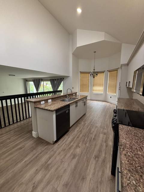 2761 Misty Oaks Circle, Royal Palm Beach FL - photo 6 of 30