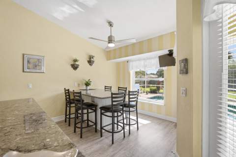 692 SW Ewing Avenue, Port St. Lucie FL - photo 8 of 33