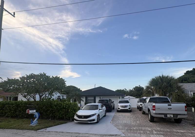 3 bedroom Single Family Residence at 821 Hampton Road, Mackle Park Plat, West Palm Beach — photo 5