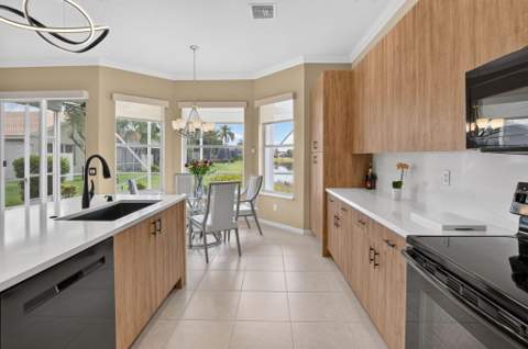 13645 Sabatini Lane, Delray Beach FL - photo 14 of 50