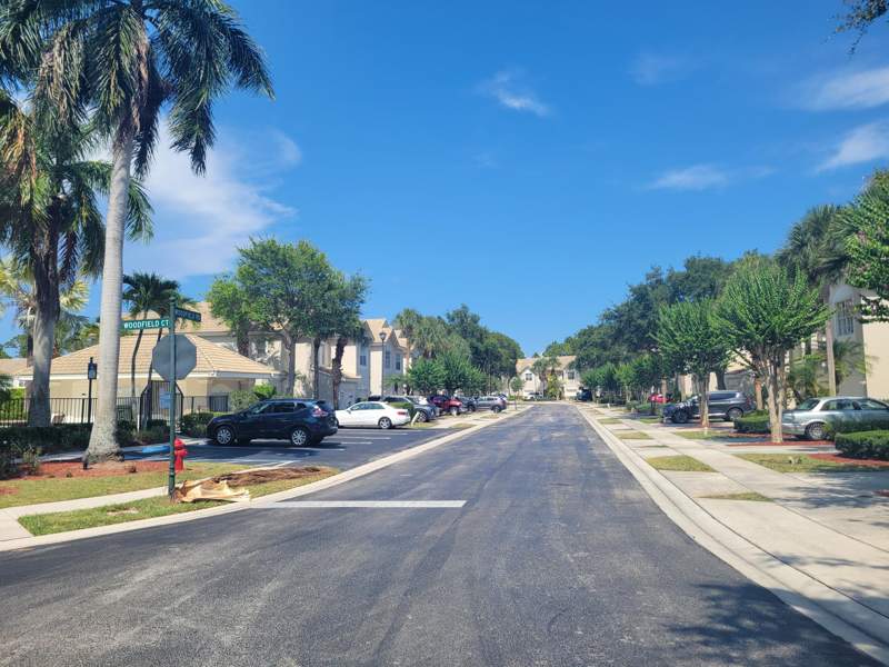3 bedroom Townhouse at 1042 Woodfield Road, Pine Lake, Greenacres — photo 4