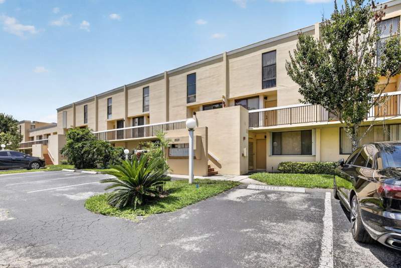 2 bedroom Condominium at 2931 SW 87th Terrace #1922, Harvest Section Three Condo, Davie — photo 2