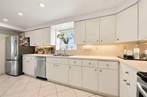 3430 Galt Ocean Drive #911, Fort Lauderdale FL - photo 9 of 25