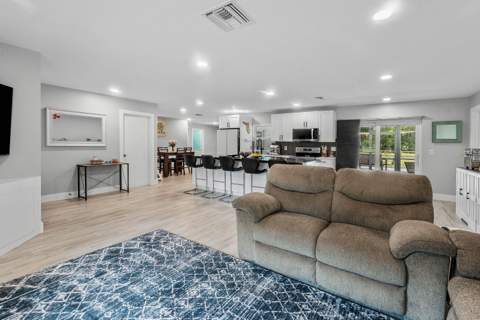 4619 Coconut Boulevard, West Palm Beach FL - photo 6 of 48