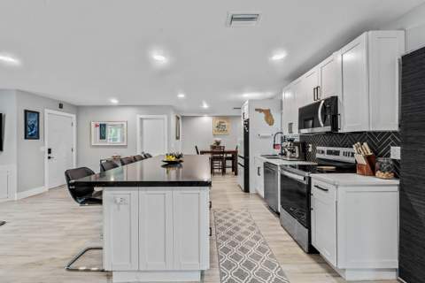 4619 Coconut Boulevard, West Palm Beach FL - photo 13 of 48