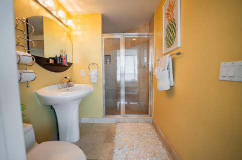 111 SE 8th Avenue #1402, Fort Lauderdale FL - photo 24 of 33
