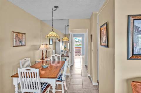 925 SW 11th Avenue #Unit j17, Hallandale Beach FL - photo 14 of 53