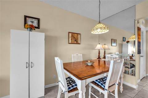 925 SW 11th Avenue #Unit j17, Hallandale Beach FL - photo 15 of 53
