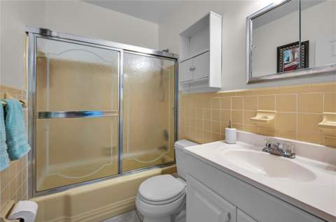 925 SW 11th Avenue #Unit j17, Hallandale Beach FL - photo 21 of 53