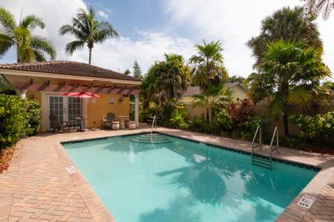 530 S Federal Highway #2, Lake Worth Beach FL - photo 15 of 35
