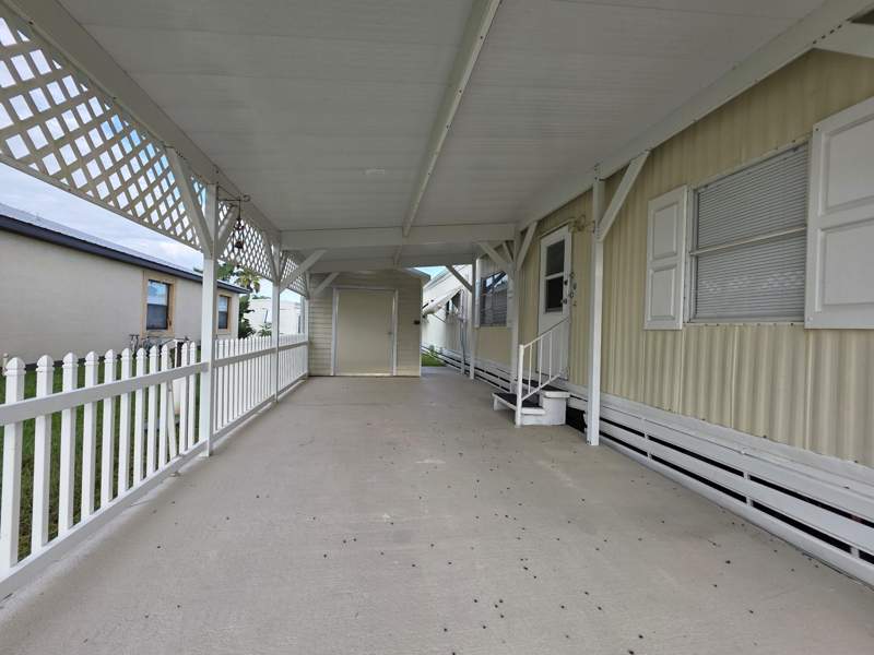 2 bedroom Manufactured Home at 15 Grande Vista Way, Spanish Lakes One, Port St. Lucie — photo 3