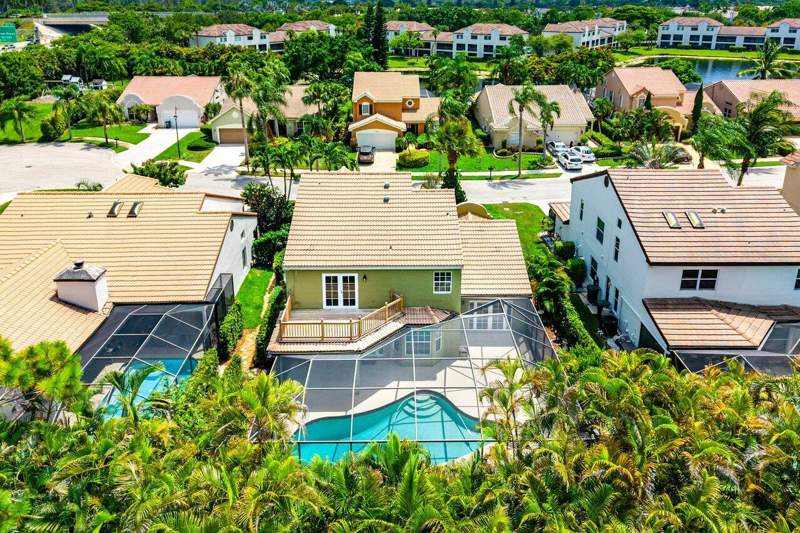 4 bedroom Single Family Residence at 3331 NW 71st Street, Florida Residential Centers, Coconut Creek — photo 4