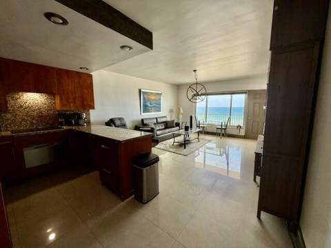 300 Oregon Street #506, Hollywood FL - photo 10 of 18