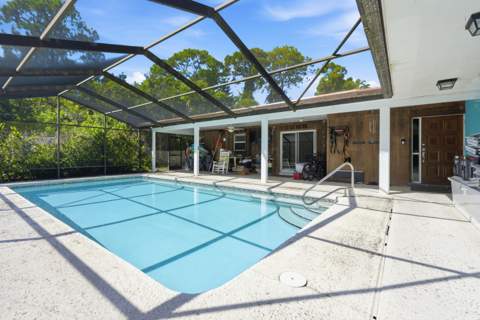 4916 SE Manatee Cove Road, Stuart FL - photo 9 of 31