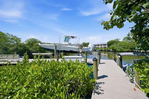 4916 SE Manatee Cove Road, Stuart FL - photo 20 of 31