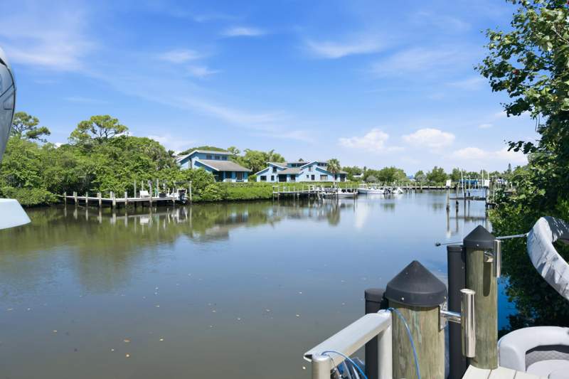 3 bedroom Single Family Residence at 4916 SE Manatee Cove Road, Manatee Cove, Stuart — photo 3