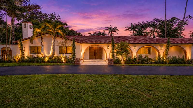 4 bedroom Single Family Residence at 11851 NW 7th Street, Fla Fruit Lands Co, Plantation — photo 3