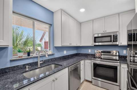 12524 Shoreline Drive #404, Wellington FL - photo 6 of 34