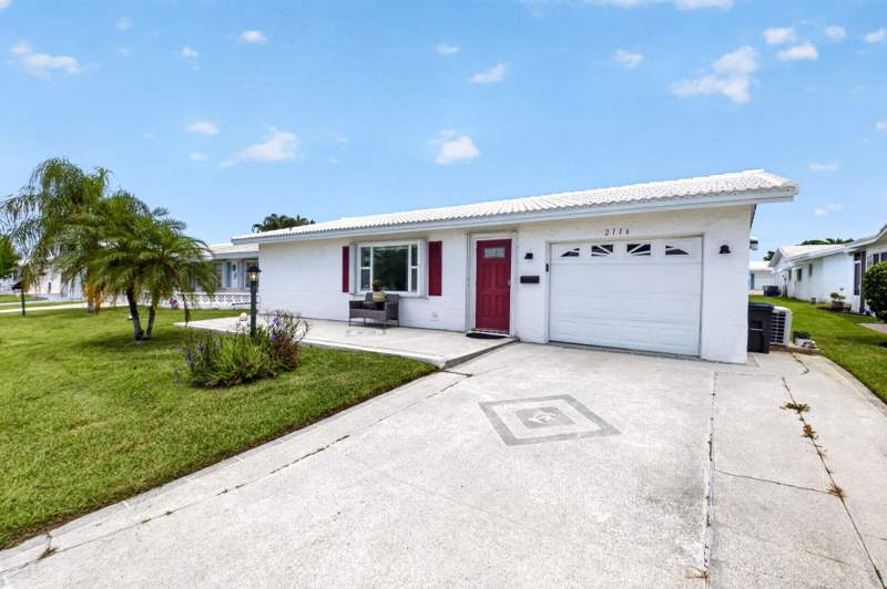 2 bedroom Single Family Residence at 2116 SW 22nd Court, Palm Beach Leisureville Sec 10, Boynton Beach — photo 2