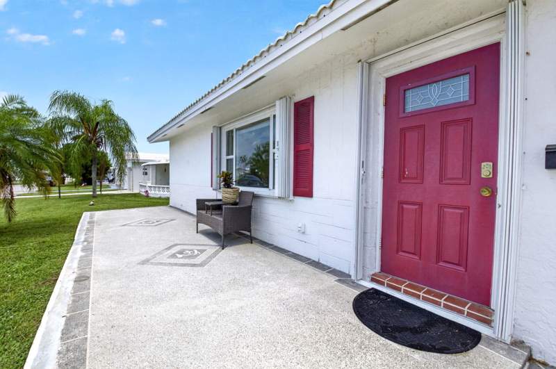 2 bedroom Single Family Residence at 2116 SW 22nd Court, Palm Beach Leisureville Sec 10, Boynton Beach — photo 3