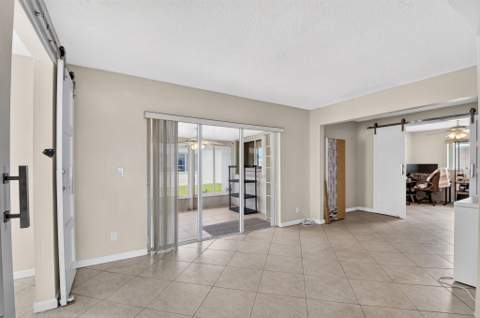 2116 SW 22nd Court, Boynton Beach FL - photo 15 of 57