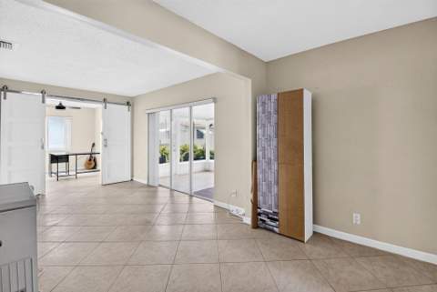 2116 SW 22nd Court, Boynton Beach FL - photo 18 of 57