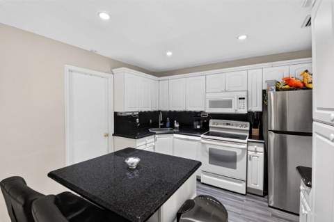 2116 SW 22nd Court, Boynton Beach FL - photo 20 of 57