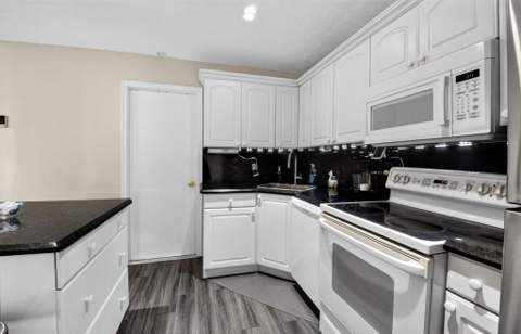 2116 SW 22nd Court, Boynton Beach FL - photo 22 of 57