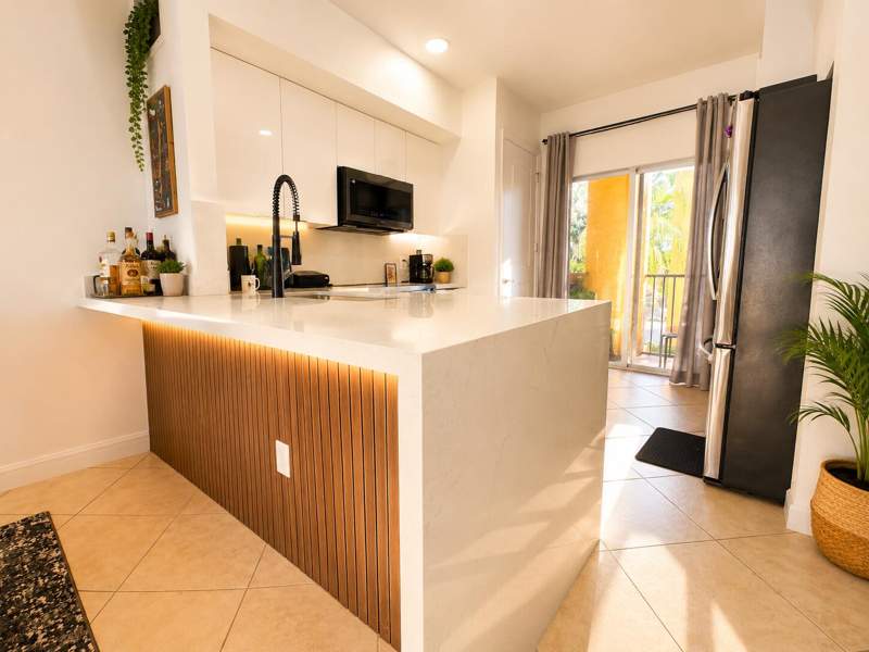 2 bedroom Townhouse at 111 NW 2nd Avenue #10, Highland Park Village Condo, Hallandale Beach — photo 4
