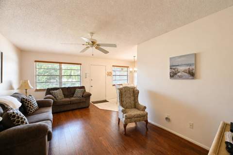 27 Lake Vista Trail #203, Port St. Lucie FL - photo 6 of 21