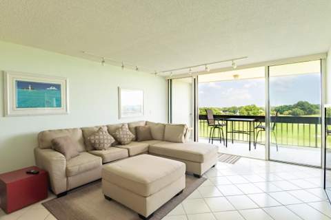 2000 Presidential Way #603, West Palm Beach FL - photo 10 of 33