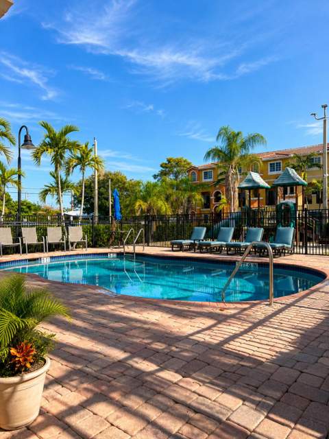 111 NW 2nd Avenue #10, Hallandale Beach FL - photo 19 of 20