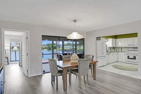 2186 SW 16th Circle, Deerfield Beach FL - photo 10 of 79