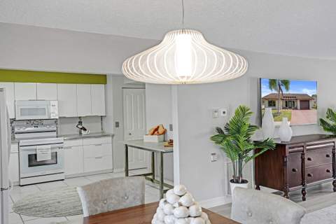 2186 SW 16th Circle, Deerfield Beach FL - photo 11 of 79