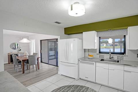 2186 SW 16th Circle, Deerfield Beach FL - photo 15 of 79
