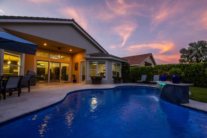 4 bedroom Single Family Residence at 288 Carina Drive, Jupiter Country Club, Jupiter — photo 2