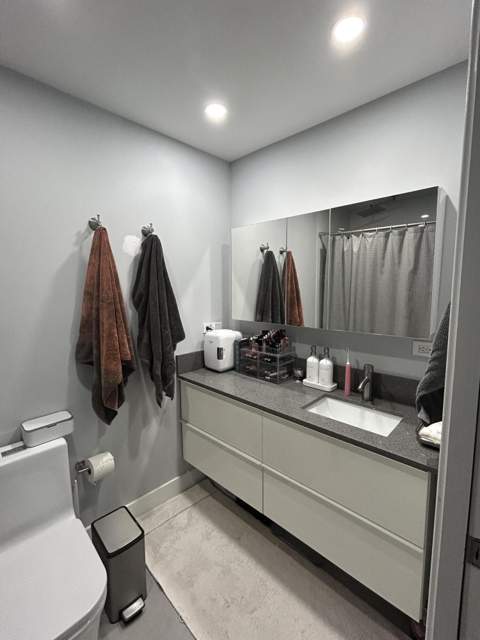 1390 E Golfview Drive, Pembroke Pines FL - photo 23 of 43