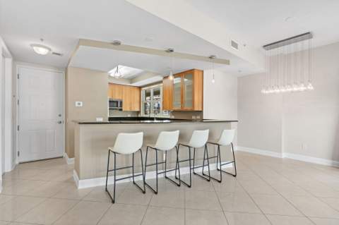 2617 NE 14th Avenue #109, Wilton Manors FL - photo 8 of 48