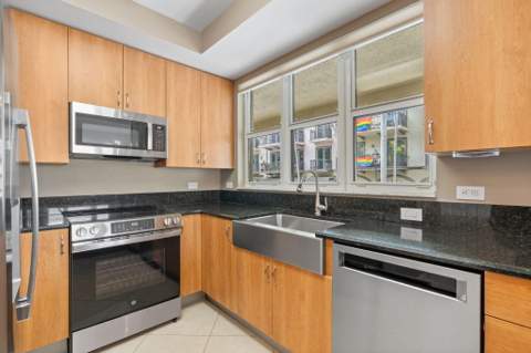 2617 NE 14th Avenue #109, Wilton Manors FL - photo 10 of 48
