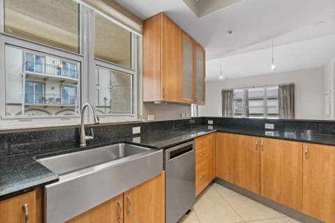 2617 NE 14th Avenue #109, Wilton Manors FL - photo 12 of 48
