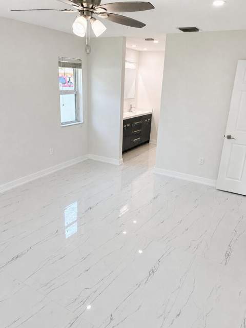 300 NW 17th Avenue, Pompano Beach FL - photo 10 of 23