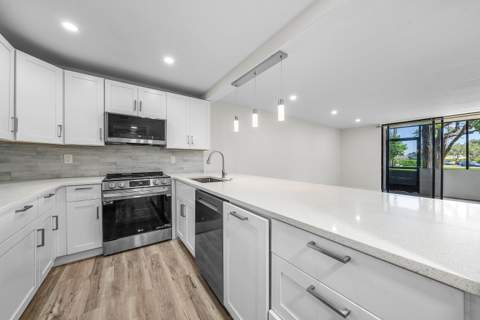5190 Las Verdes Circle #105, Delray Beach FL - photo 18 of 47