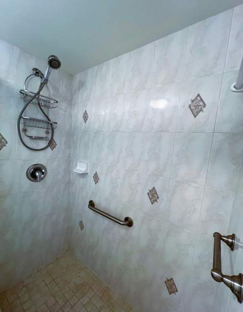 1105 Bahama Bend #A2, Coconut Creek FL - photo 9 of 46