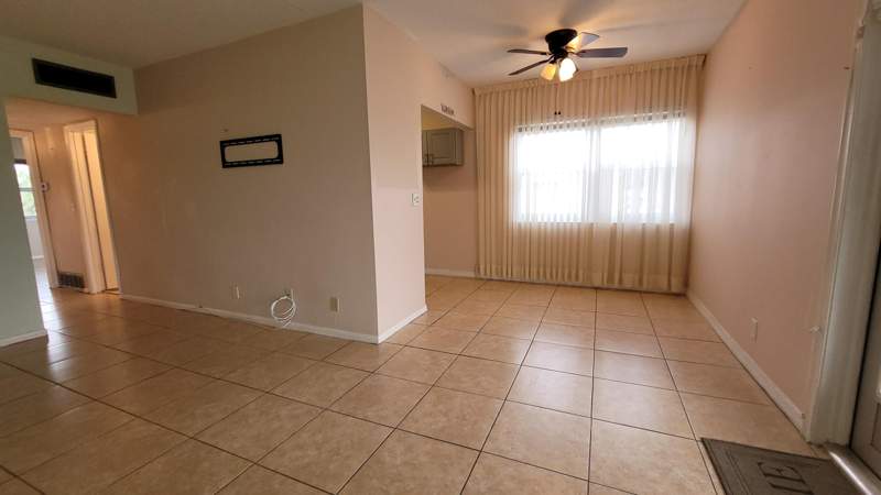 2 bedroom Condominium at 208 Easthampton I, Century Village, West Palm Beach — photo 5