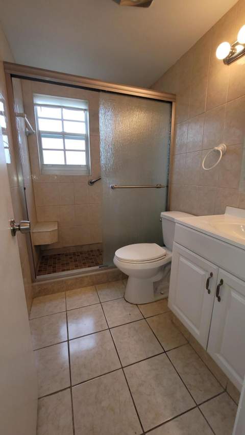 208 Easthampton I, West Palm Beach FL - photo 9 of 49