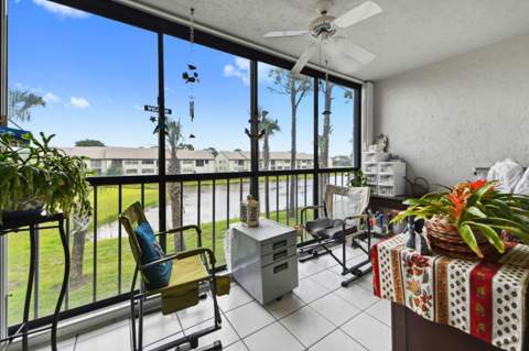 4725 Lucerne Lakes Boulevard #202, Lake Worth FL - photo 23 of 29