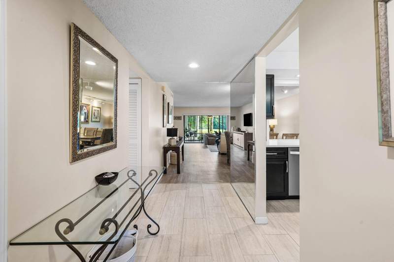 2 bedroom Condominium at 11223 Aspen Glen Drive, Aspen Glen, Boynton Beach — photo 5